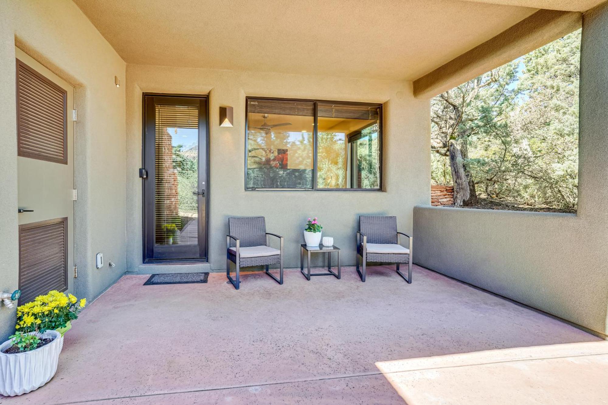 Sedona Couples Retreat With Patio Walk To Trails! Apartment Luaran gambar